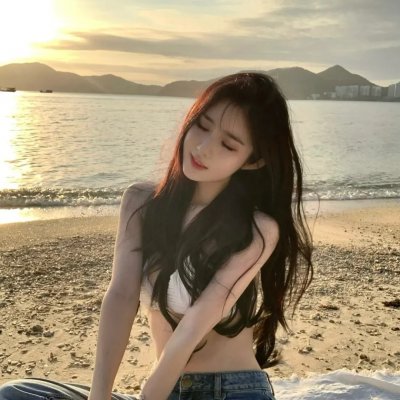 生为女人海报