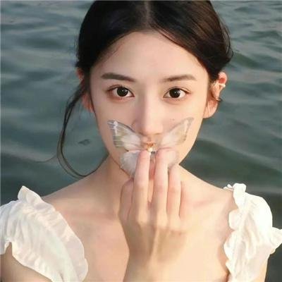 少女的心声海报